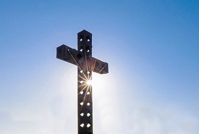 Kříž ...