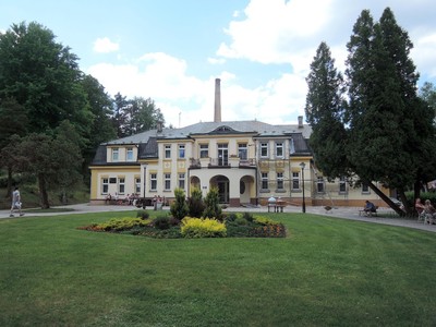 lk10-lazensky-dum-lekari-a-procedury.jpg