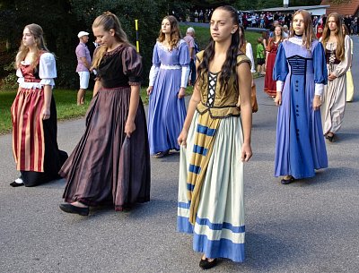mestanske-divky.jpg
