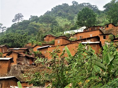 Togo - vesnice v horách