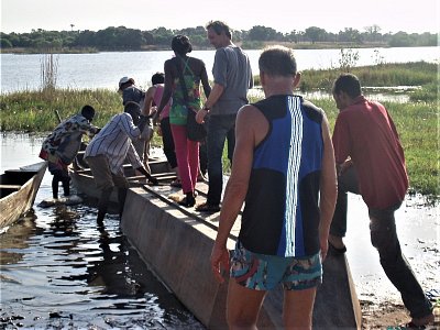 Burkina Faso - loďkou na hrochy