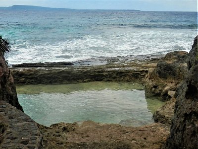 Rock pool - přírodní bazének u Karen a Ricka