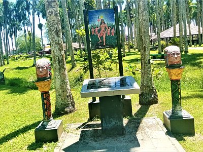 Paramaribo - památník původním obyvatelům