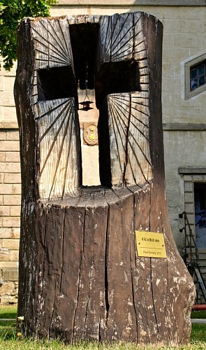 plastika-kriz-a-bozi-oko.jpg