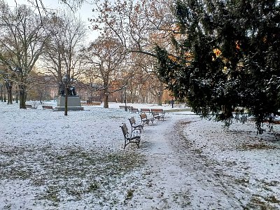 Pozdrav z bílé Prahy