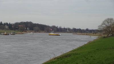 privoz-pres-labe-tady-elbe-.jpg