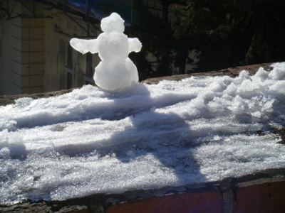 Průsvitný sněhulák