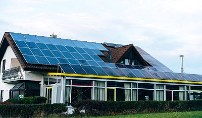 O dotaci na fotovoltaiku žádá každý měsíc zhruba 6500 domácností 