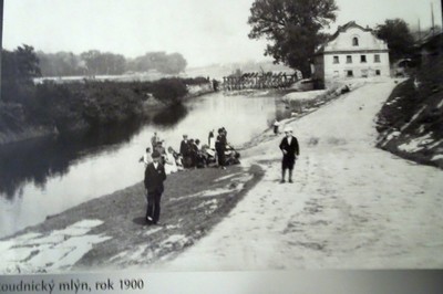 roudnicky-mlyn-1900.jpg