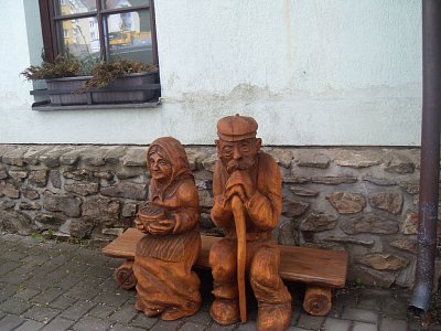 Zajímavých dřevěných soch bylo i na Kvildě hodně
