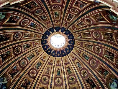 Kupole chrámu sv. Petra *