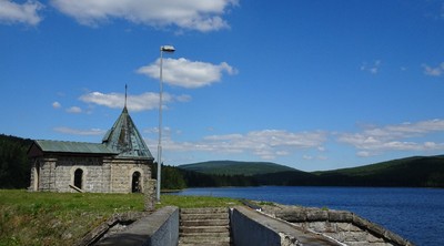 vodni-nadrz-sous-a-hora-jizera.jpg