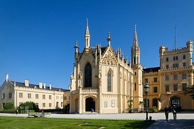 zamek-lednice-2-.jpg