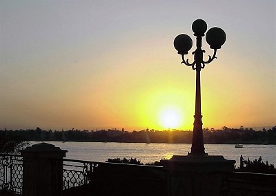 západ slunce v Luxoru