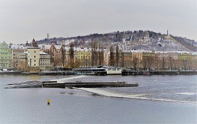 U Vltavy také chumelilo