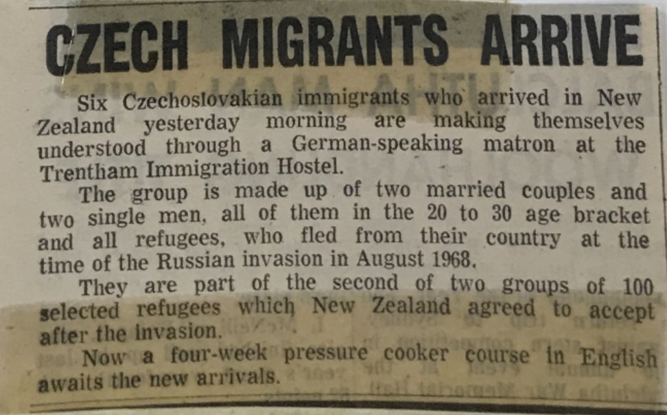 výstřižek dobového novozélandského tisku o příjezdu imigrantů z Československa.jpg