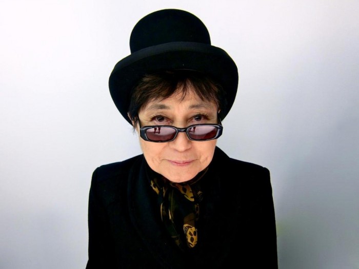 Yoko Ono: vizuální umělkyně,
ale i „ta, která rozbila Beatles“